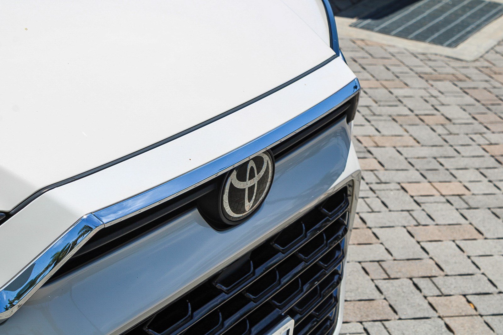 Certified 2024 Toyota Grand Highlander AWD Hybrid image 6
