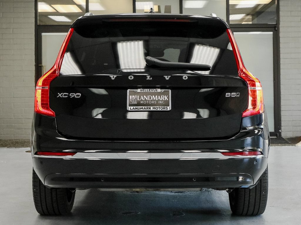 Used 2024 Volvo XC90 B5 Plus AWD/4WD image 33
