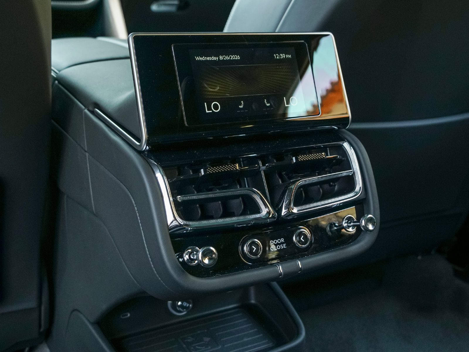 New 2025 Bentley Bentayga Extended Wheelbase AWD/4WD image 25