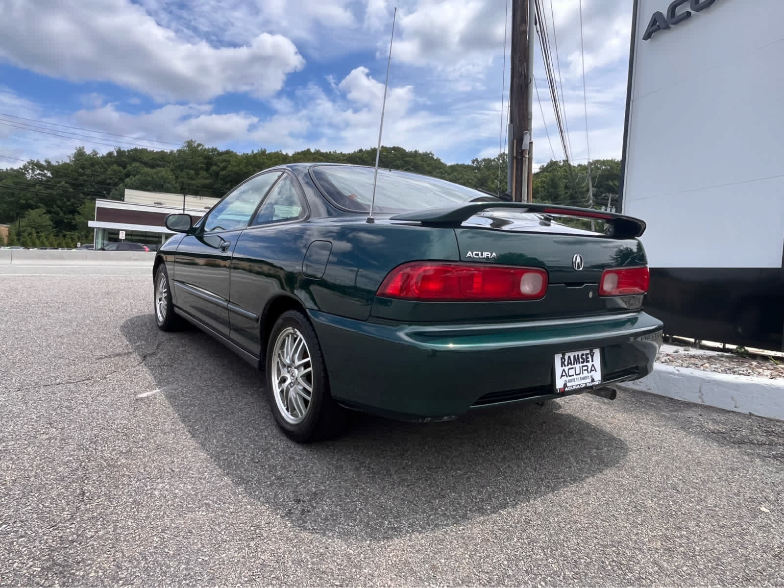 Used 2001 Acura Integra LS FWD image 3