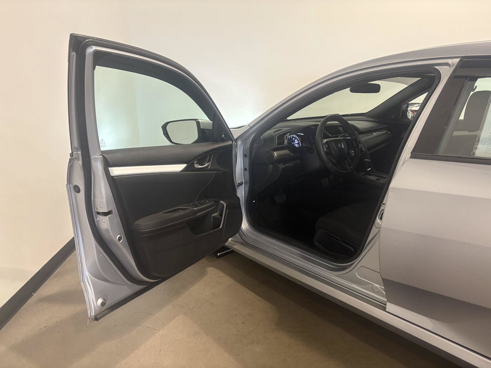 Used 2018 Honda Civic LX image 10