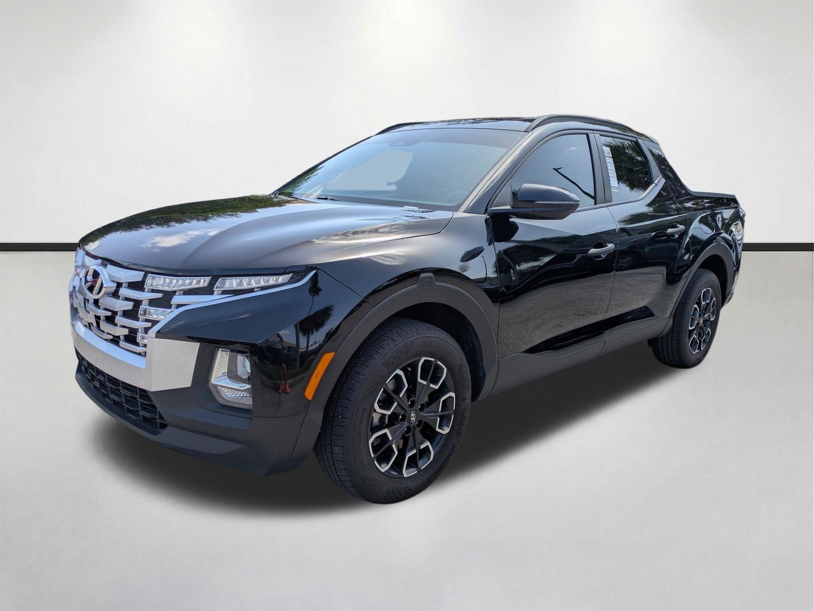 Used 2023 Hyundai Santa Cruz SEL w/ Activity Package FWD image 9