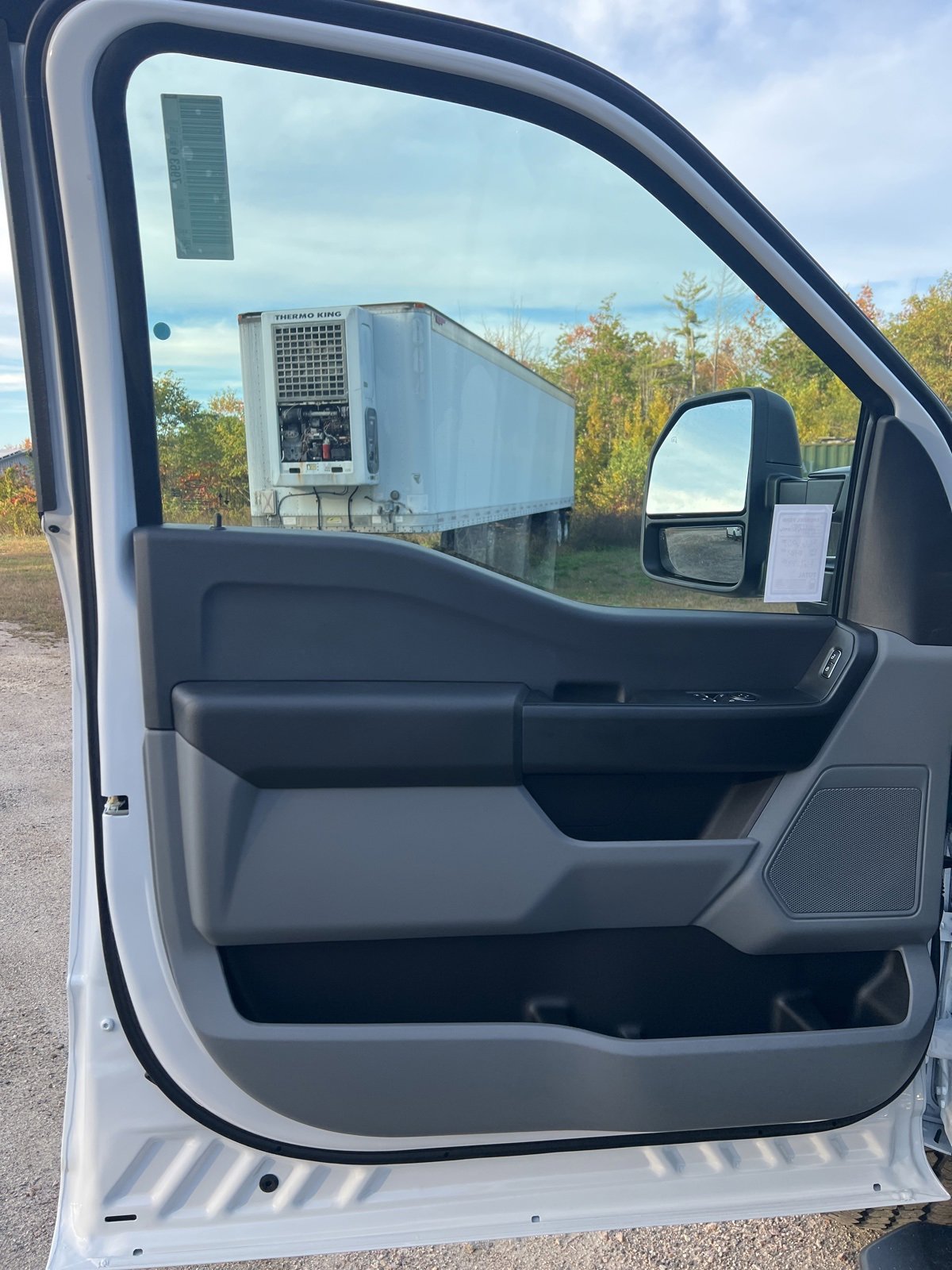 New 2026 Ford F350 4x4 Regular Cab Super Duty image 11