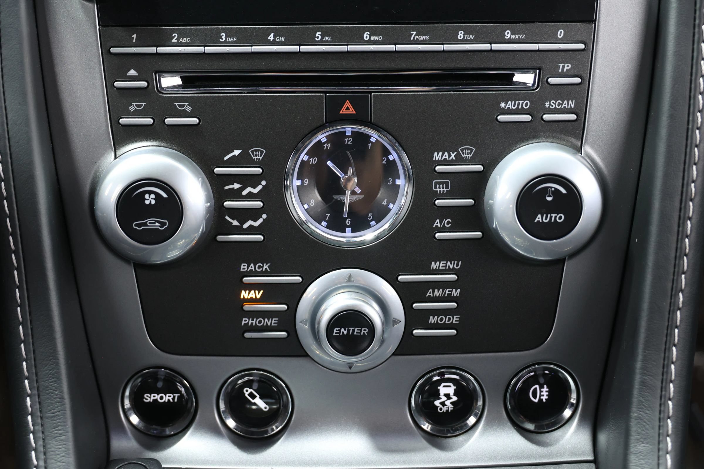 Used 2015 Aston Martin Rapide S RWD image 38
