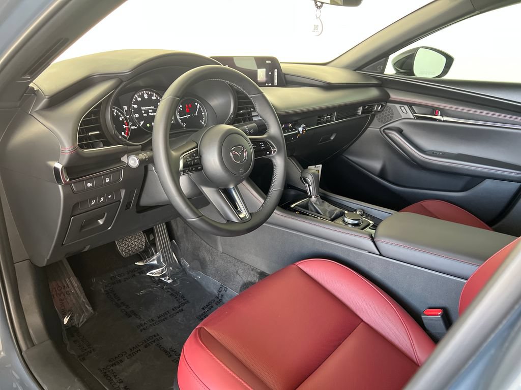 Used 2026 MAZDA MAZDA3 Carbon w/ Appearance Package AWD/4WD image 19