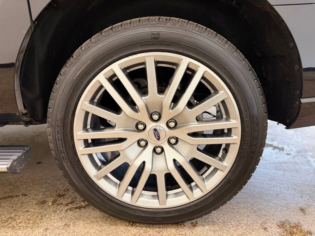 Used 2024 Ford Expedition Max Platinum image 30