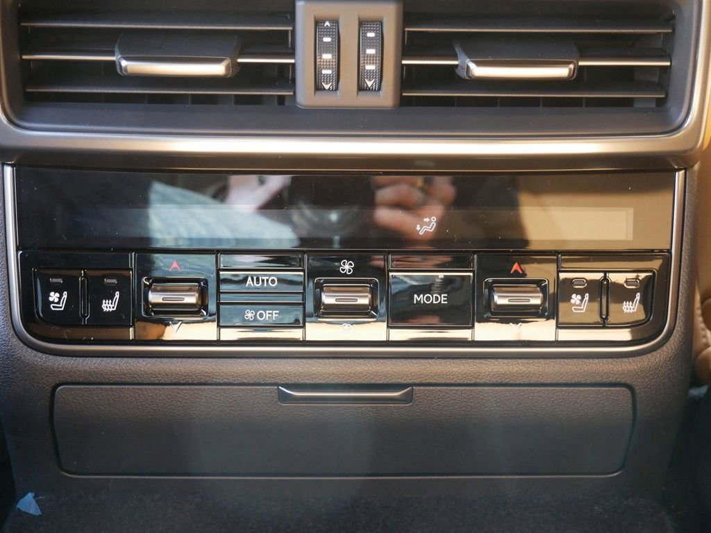 New 2026 Lexus LX 700h Luxury image 13