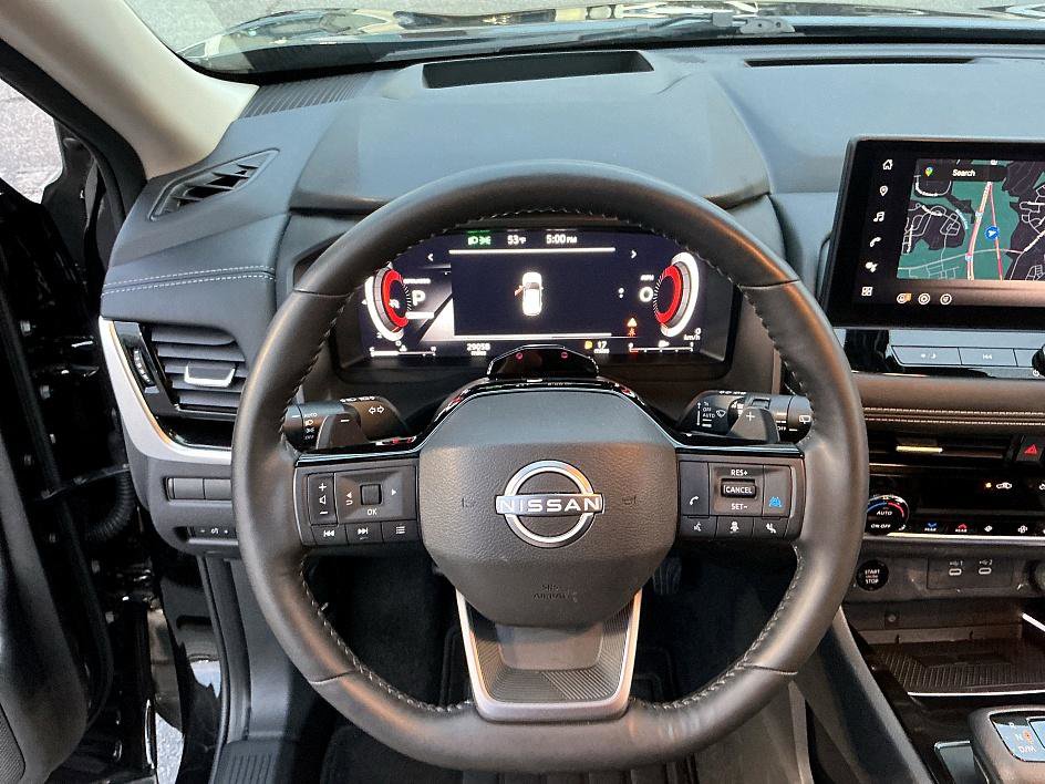 Certified 2025 Nissan Rogue SL w/ Tech Package image 14