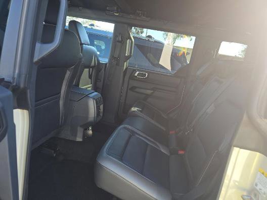 Used 2025 Ford Bronco Outer Banks AWD/4WD image 12