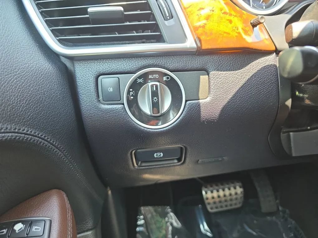 Used 2015 Mercedes-Benz ML 400 4MATIC image 22