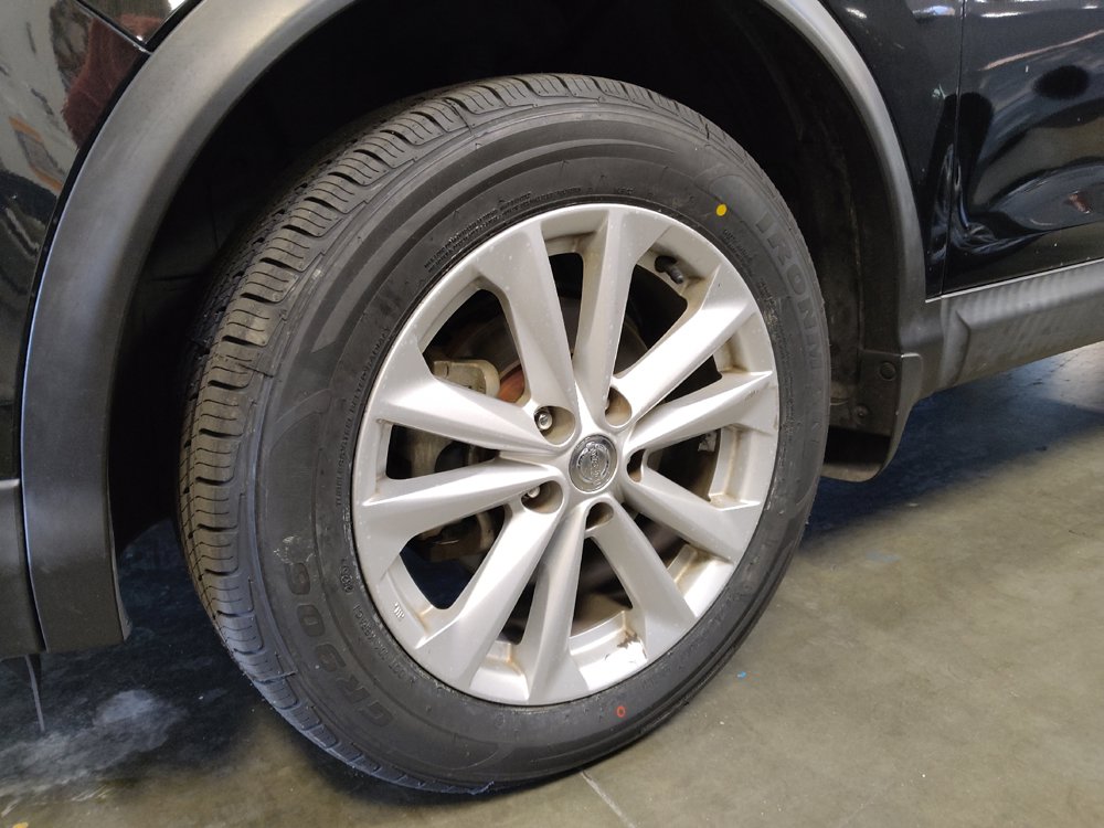 Used 2018 Nissan Rogue Sport SV w/ SV Technology Package FWD image 31
