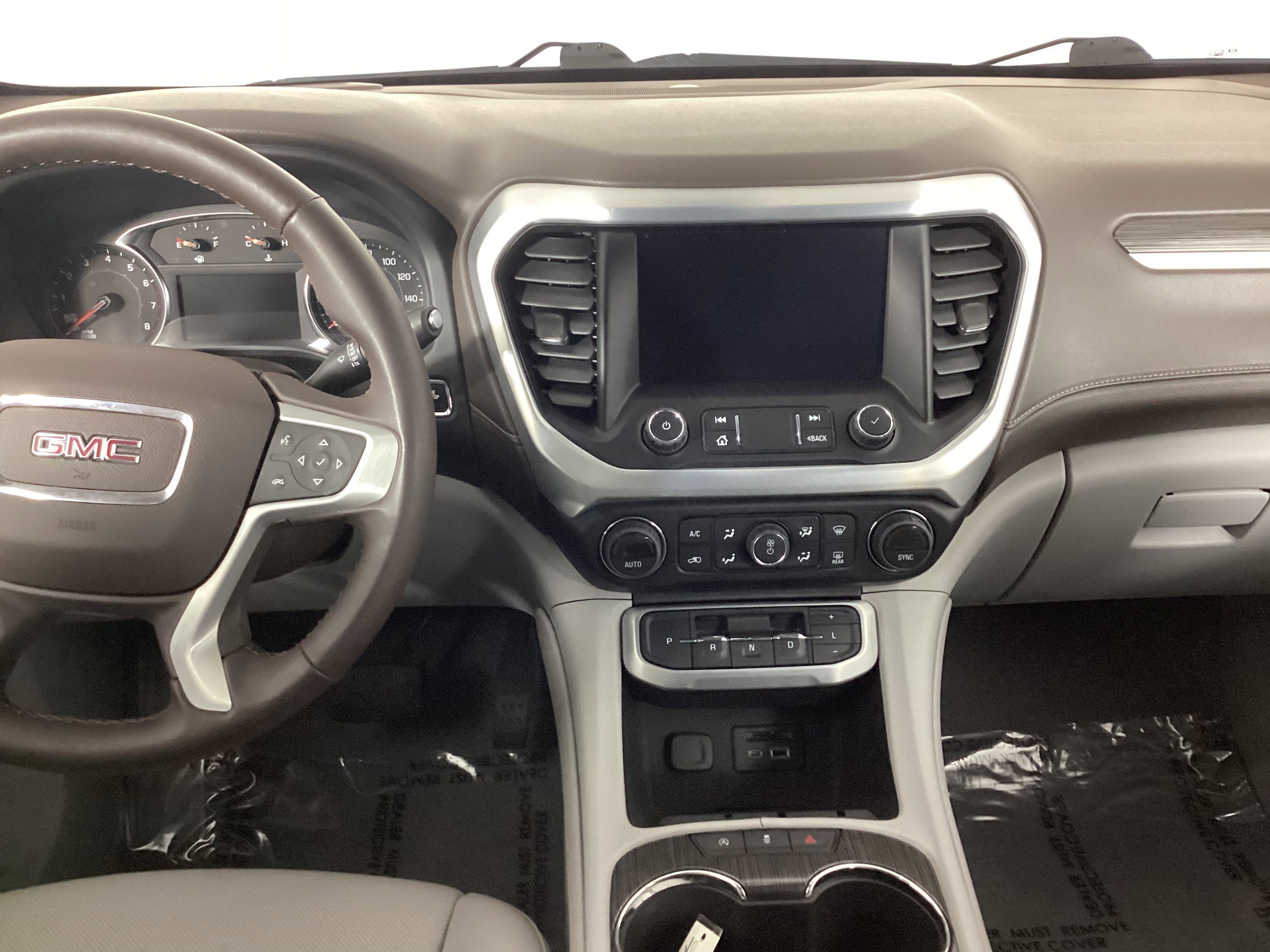 Used 2023 GMC Acadia SLT image 13