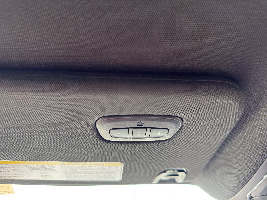 Used 2025 Jeep Wagoneer L Series II w/ Convenience Group I AWD/4WD image 22