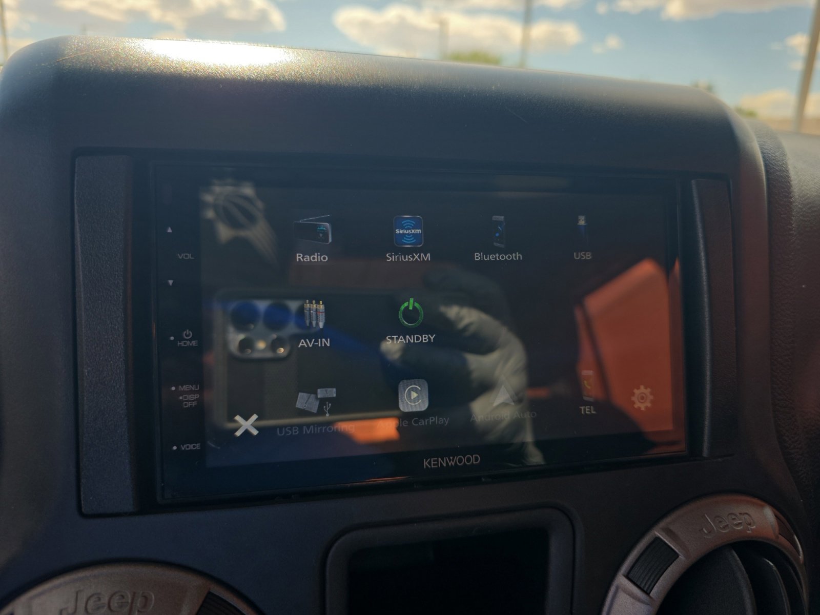 Used 2016 Jeep Wrangler Unlimited Sport w/ Connectivity Group AWD/4WD image 28