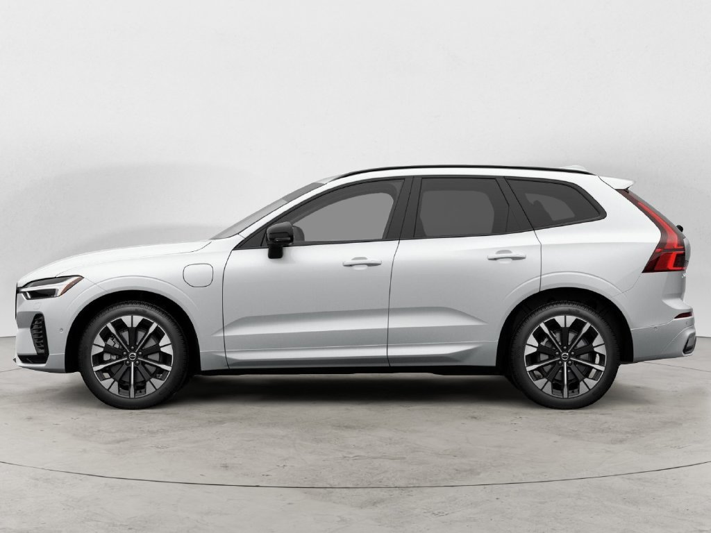 New 2027 Volvo XC60 T8 Plus AWD/4WD image 4