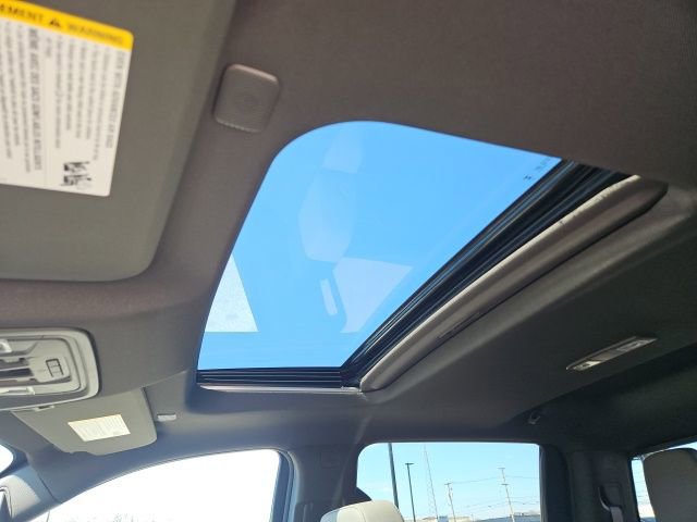 New 2026 GMC Sierra 2500 SLT w/ Max Trailering Package image 15