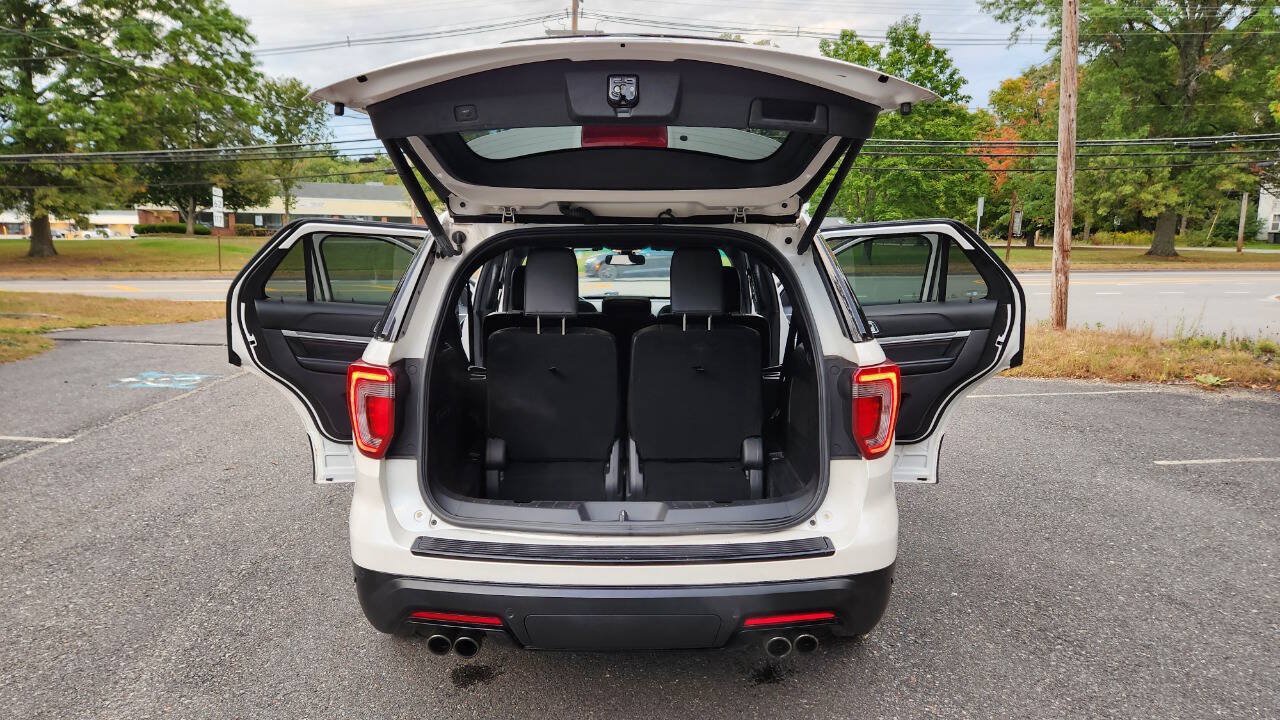 Used 2018 Ford Explorer Sport w/ Equipment Group 401A AWD/4WD image 39