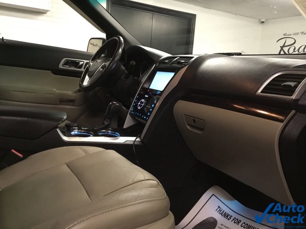 Used 2011 Ford Explorer Limited w/ 301A Rapid Spec Order Code image 25