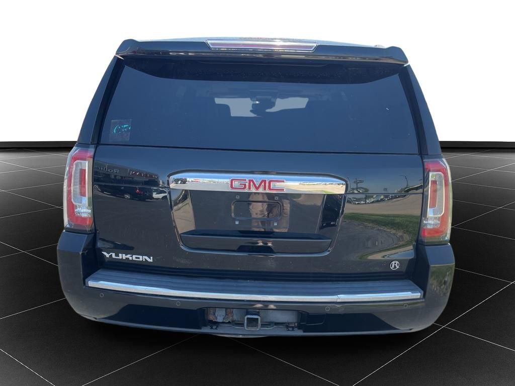 Used 2016 GMC Yukon Denali w/ Open Road Package image 4