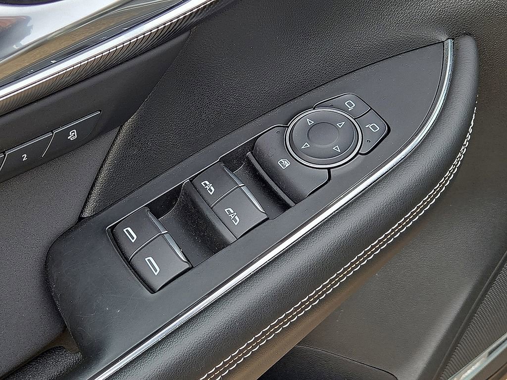 Used 2025 Buick Envision Sport Touring image 22