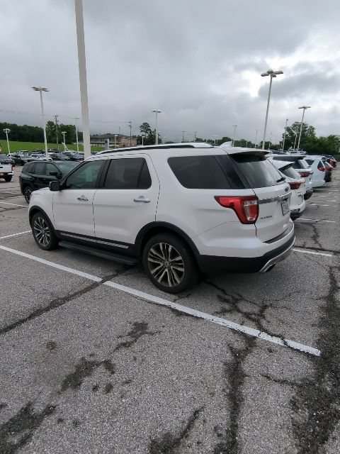 Used 2016 Ford Explorer Platinum AWD/4WD image 7