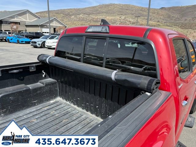 Used 2016 Toyota Tacoma Limited image 12