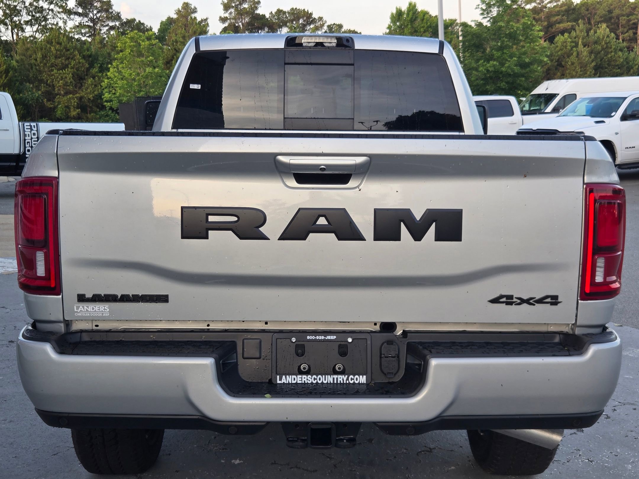 New 2026 RAM 2500 Laramie AWD/4WD image 6