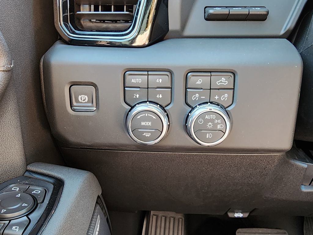 New 2026 GMC Sierra 2500 AT4 w/ AT4 Premium Plus Package image 20