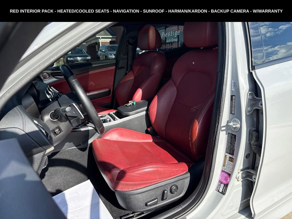 Used 2019 Kia Stinger GT1 RWD image 3