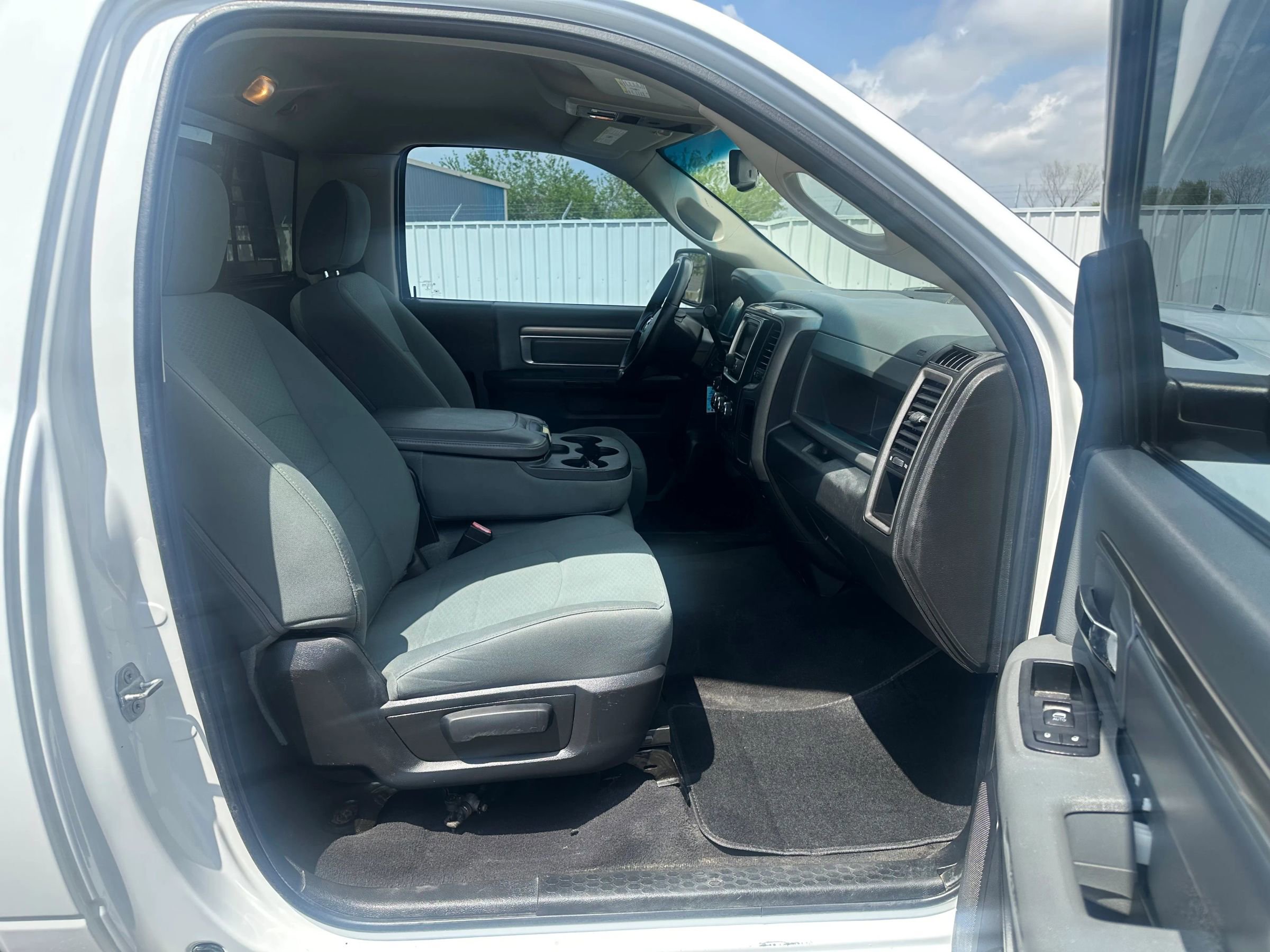 Used 2016 RAM 1500 Tradesman w/ Power & Remote Entry Group image 12