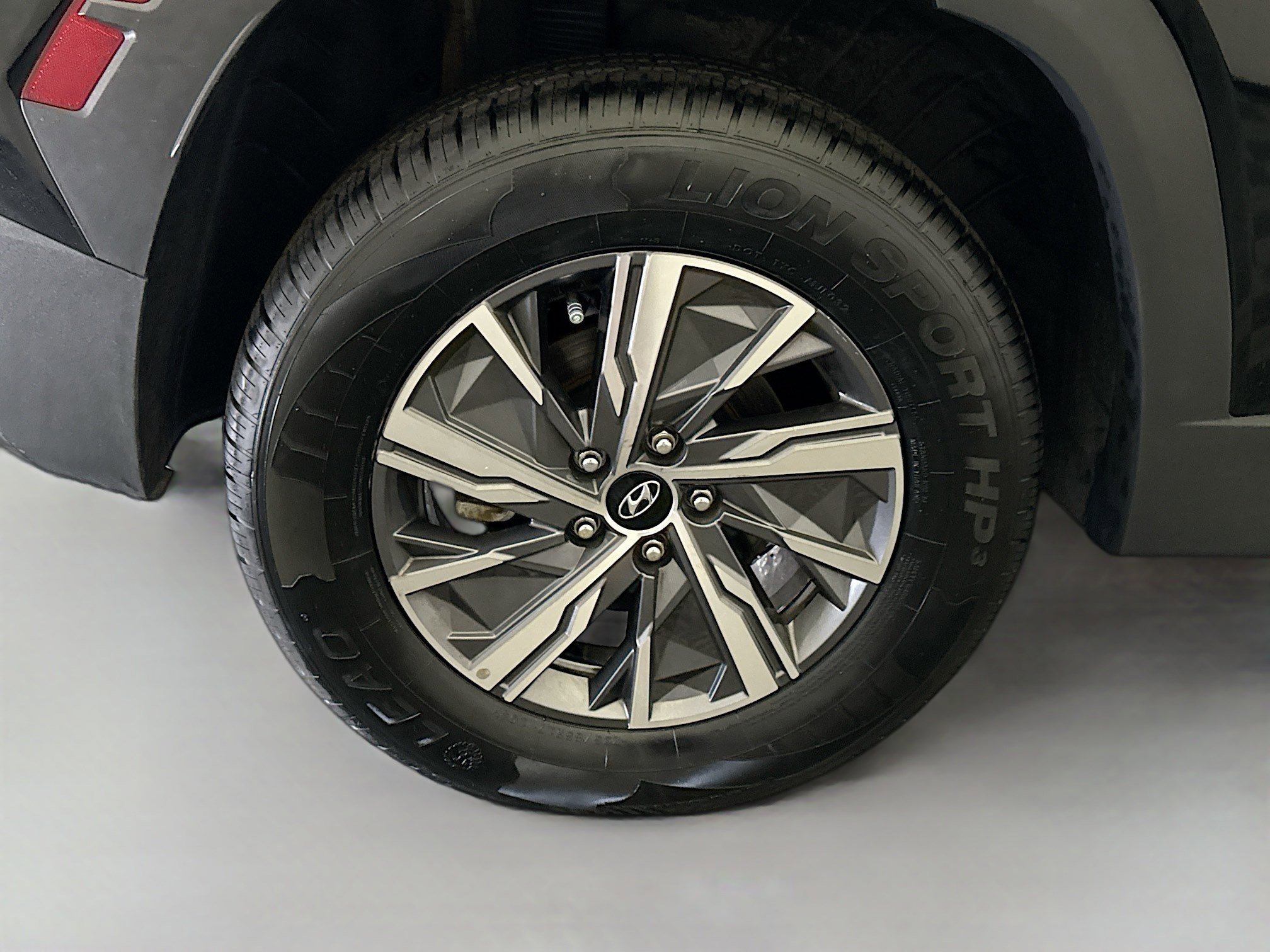Used 2024 Hyundai Tucson Blue AWD/4WD image 33