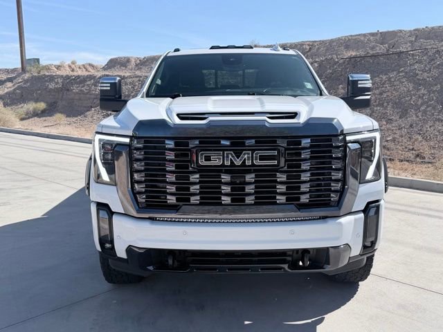 Used 2024 GMC Sierra 2500 Denali Ultimate AWD/4WD image 2