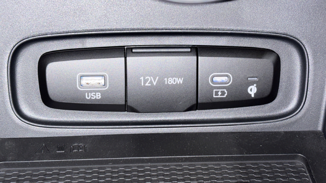 New 2026 Hyundai Venue SEL FWD image 30