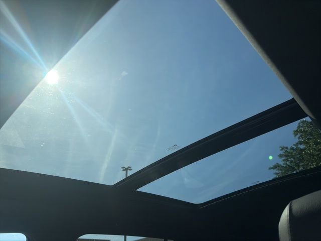 Certified 2024 Cadillac XT6 Luxury FWD image 19