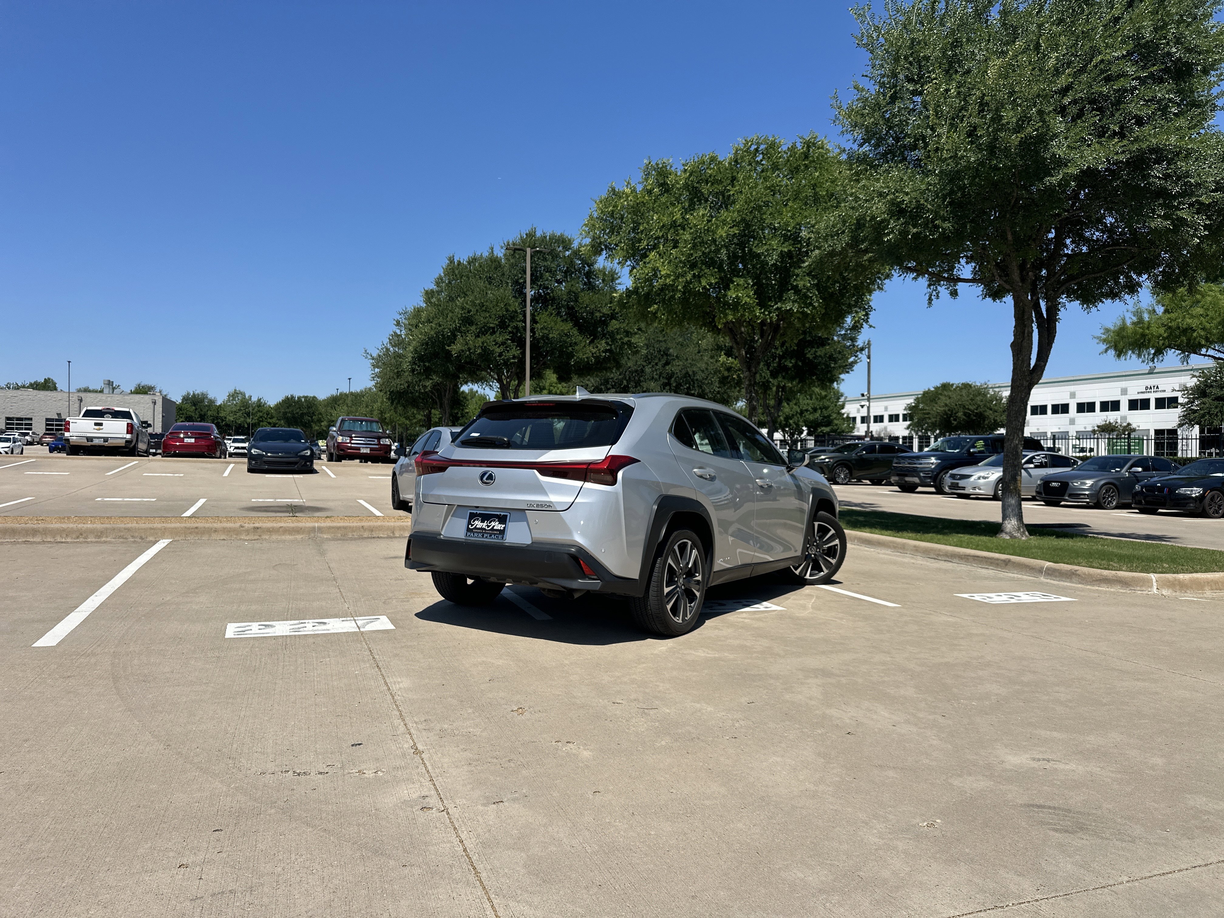 Used 2020 Lexus UX 250h w/ Premium Package AWD/4WD image 2