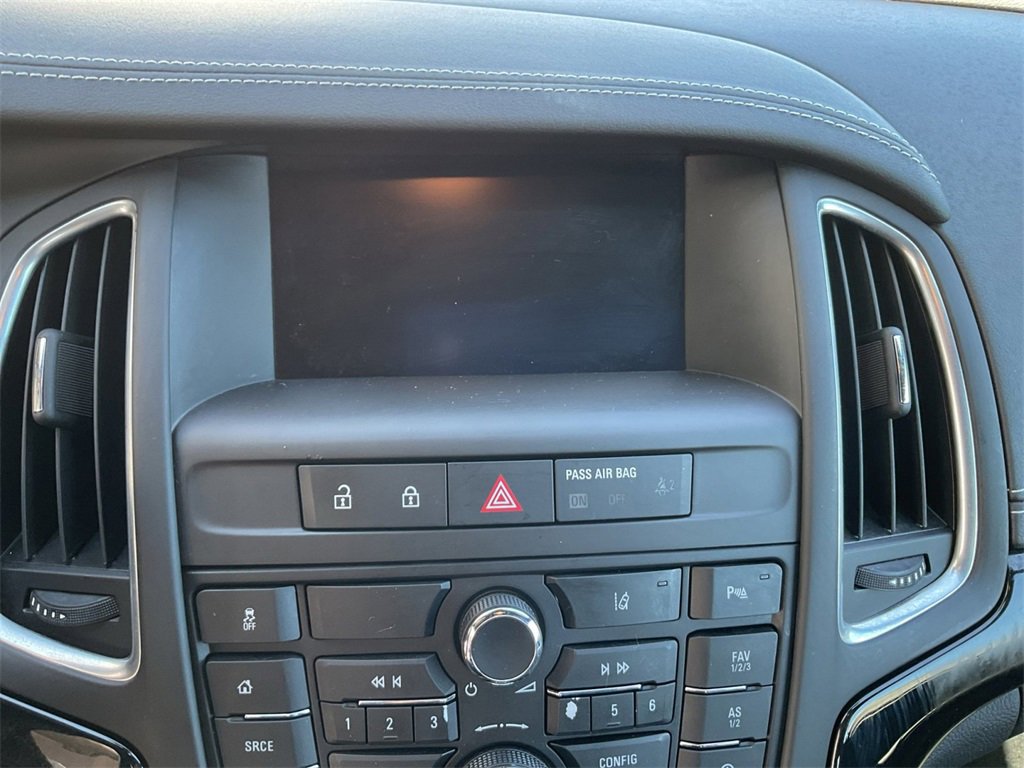 Used 2019 Buick Cascada Premium image 11