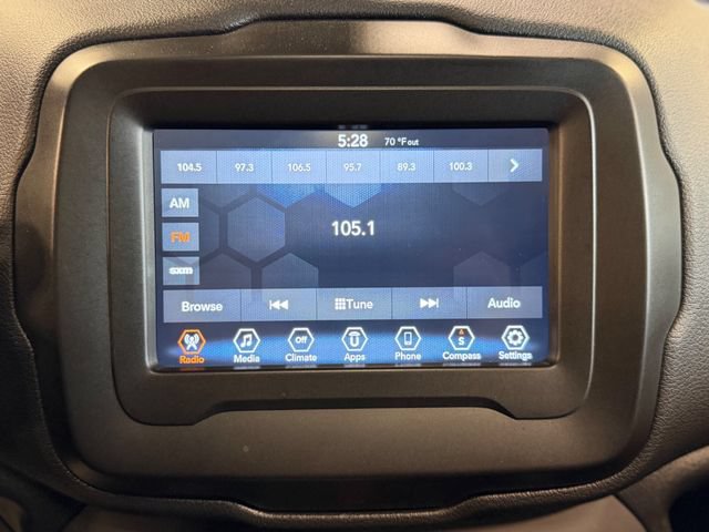 Used 2019 Jeep Renegade Altitude w/ Quick Order Package 2XM FWD image 28