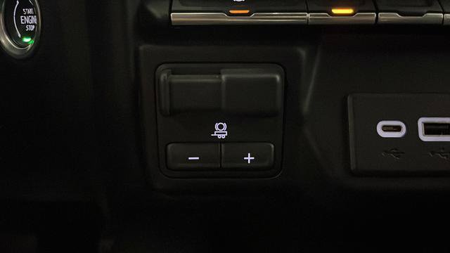 Used 2023 GMC Sierra 3500 AT4 w/ AT4 Preferred Package AWD/4WD image 30