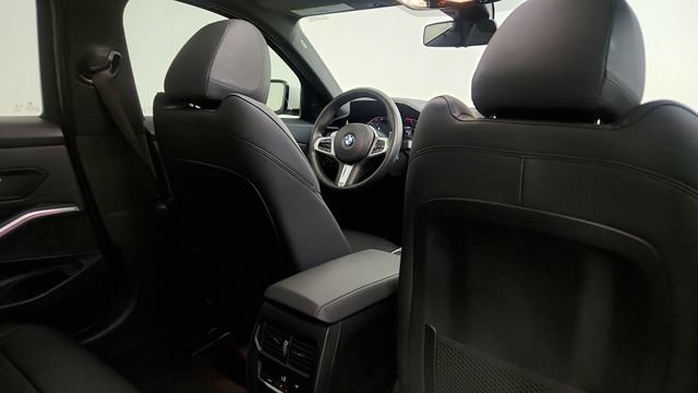 Used 2020 BMW 330i Sedan w/ Convenience Package RWD image 40