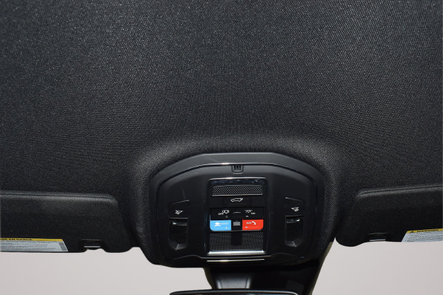 Used 2024 Jeep Grand Cherokee Altitude AWD/4WD image 24