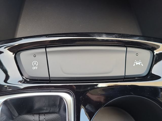 New 2026 Chevrolet Trax LT w/ Midnight Edition FWD image 29