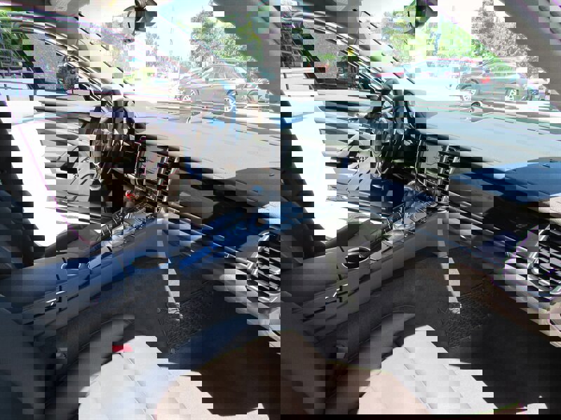 Used 2016 Porsche Panamera Edition w/ Premium Package Plus RWD image 29