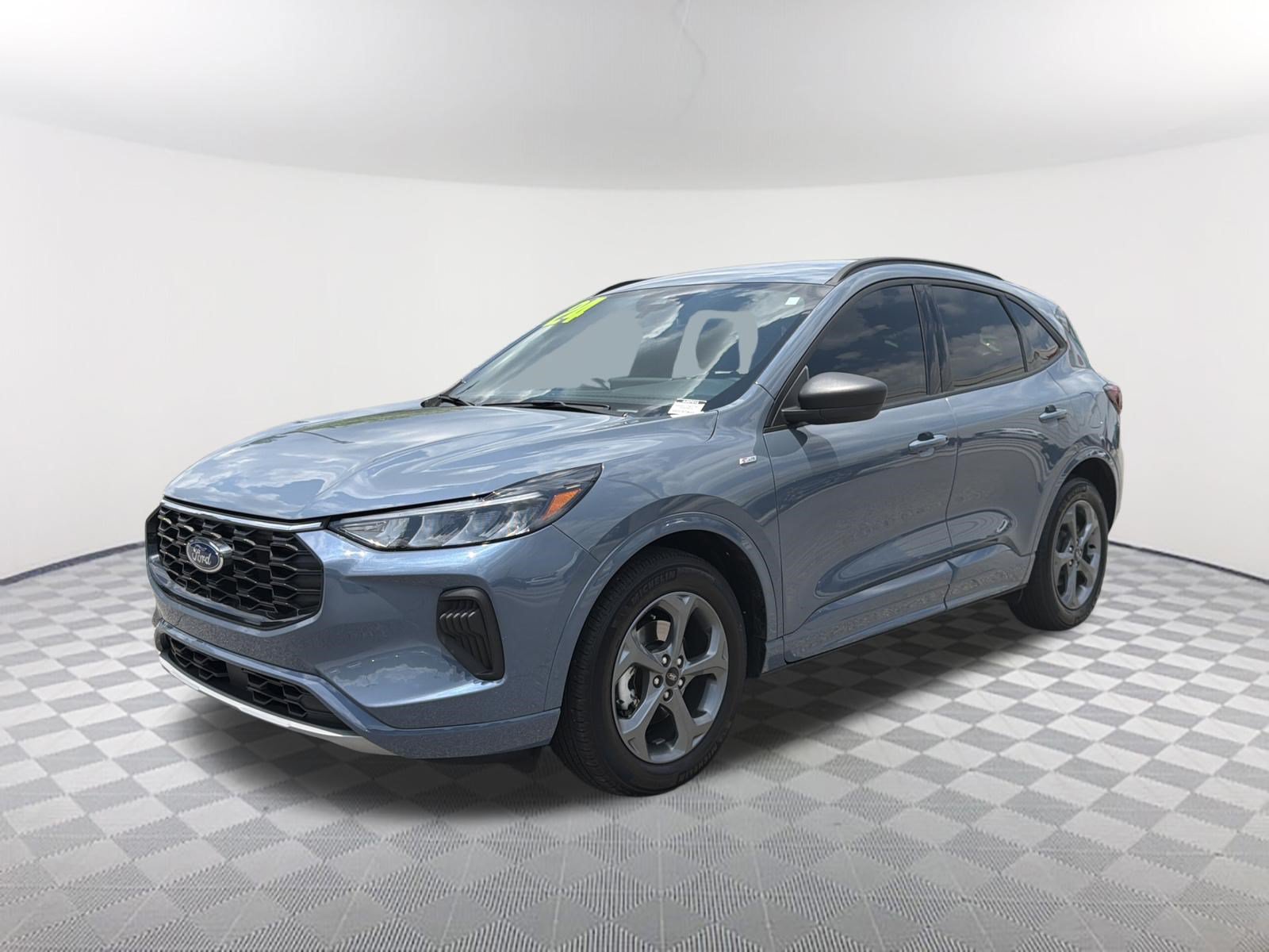 Used 2024 Ford Escape ST-Line w/ Tech Pack #1 FWD image 15