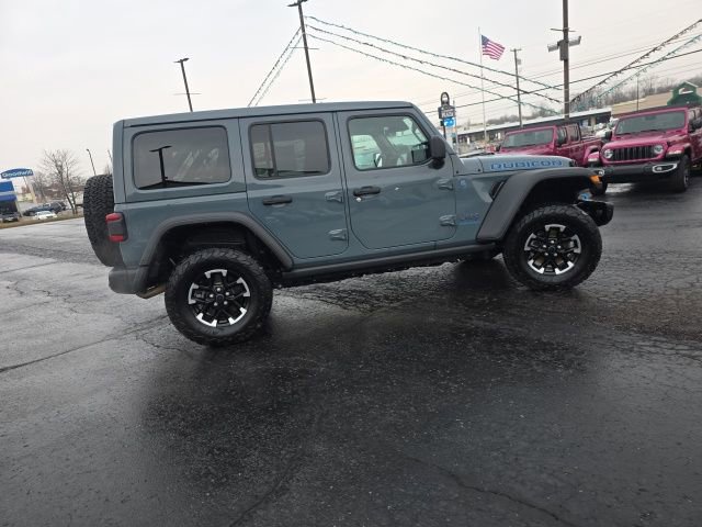 Used 2024 Jeep Wrangler Unlimited Rubicon 4xe w/ Capability Package image 9