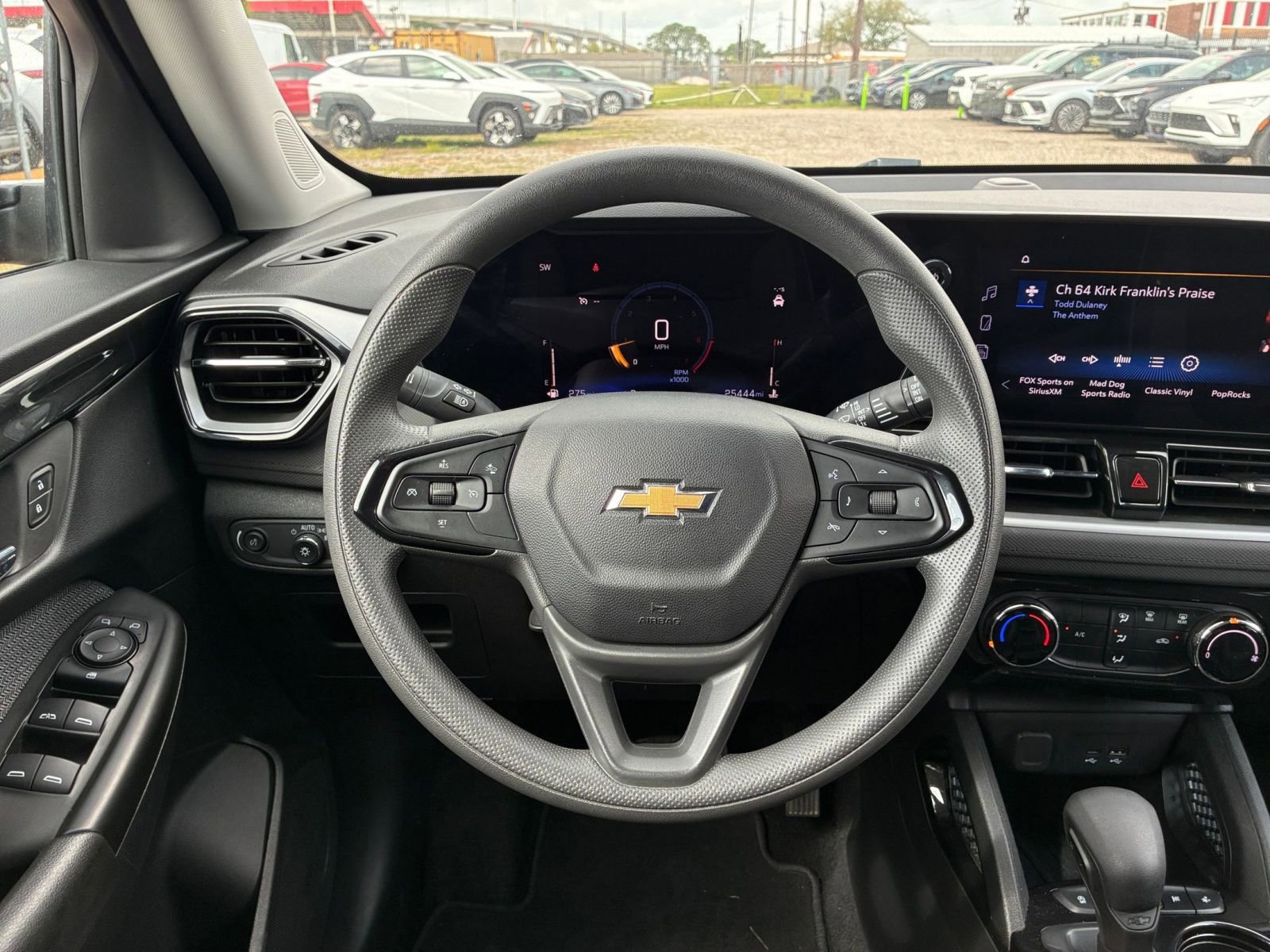 Used 2025 Chevrolet TrailBlazer LT FWD image 28