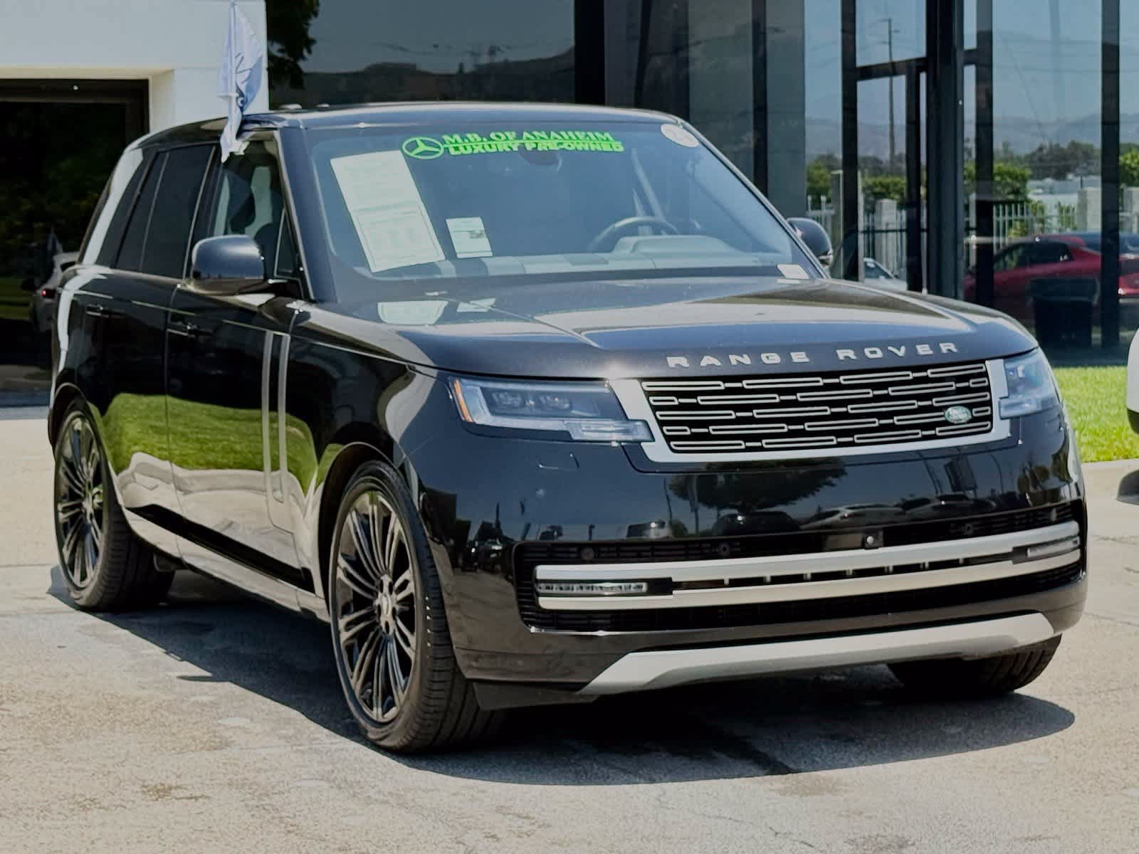 Used 2024 Land Rover Range Rover SE AWD/4WD image 7