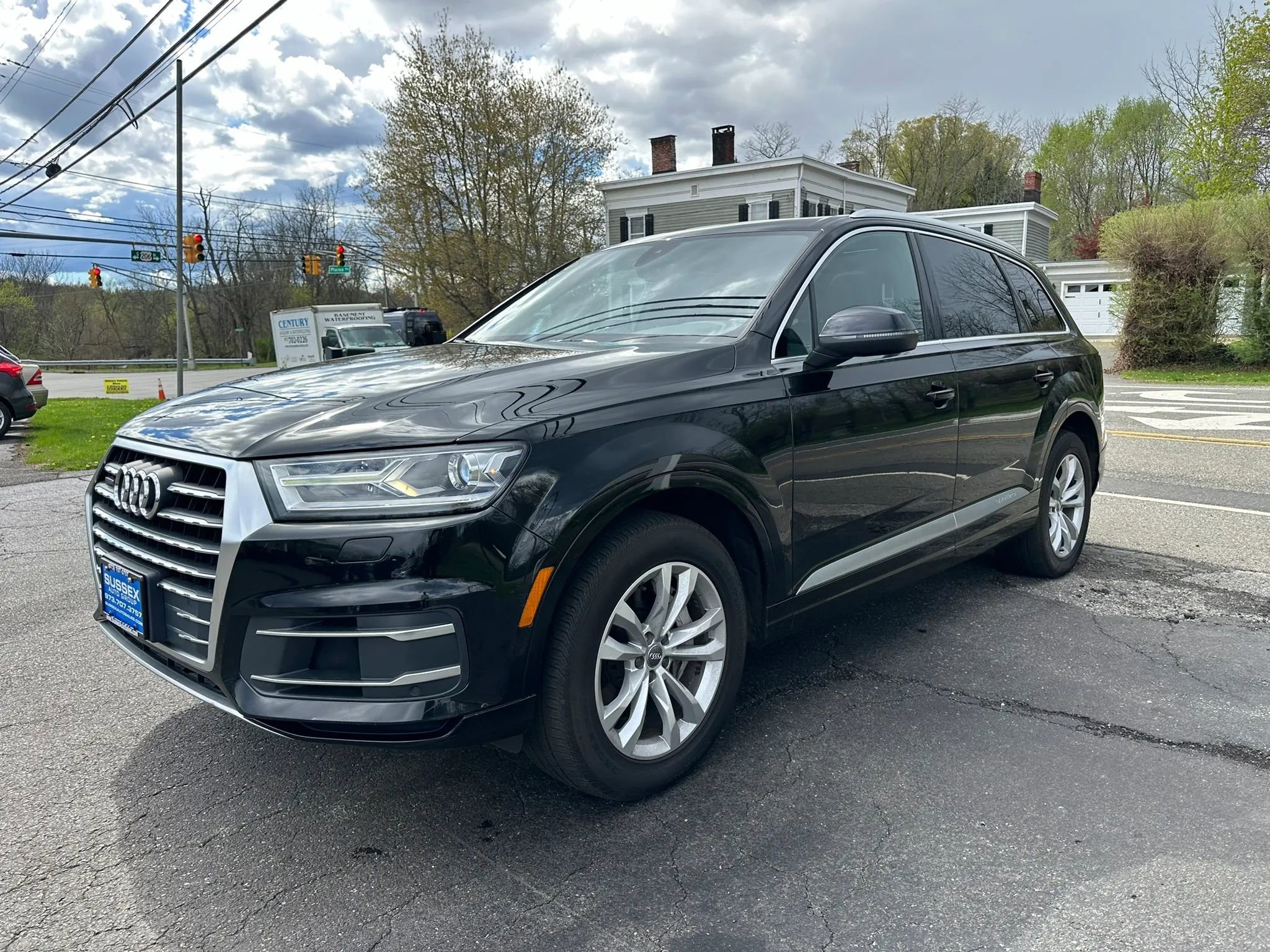 Used 2017 Audi Q7 3.0T Premium Plus w/ Premium Plus Package AWD/4WD image 3