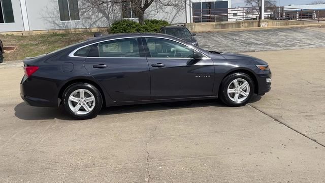 Used 2023 Chevrolet Malibu LT image 9