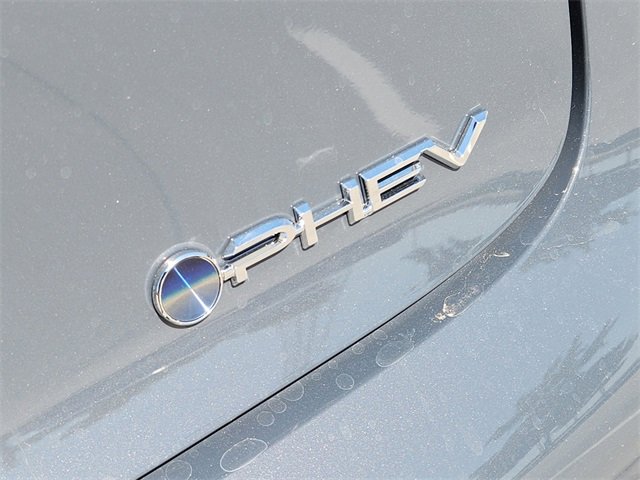 New 2026 Toyota Prius Plug-In Hybrid image 8