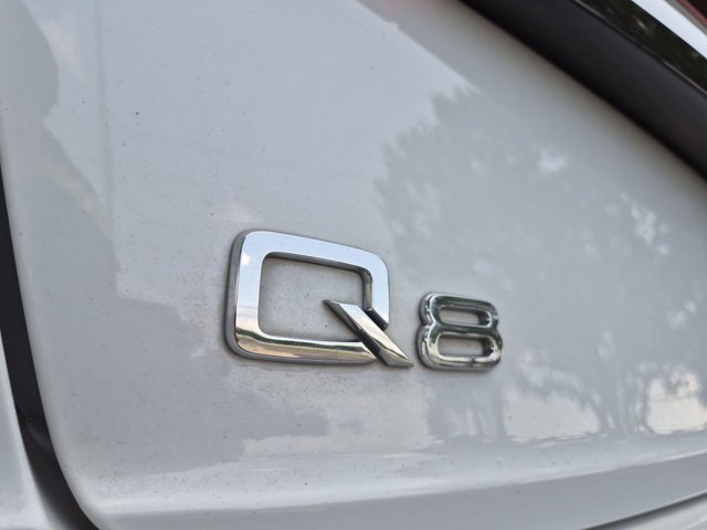 Used 2020 Audi Q8 Premium Plus w/ Premium Plus Package AWD/4WD image 29